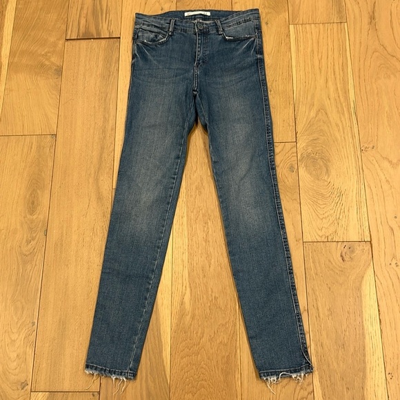 Zara Denim - Zara Blue Jeans Size 6